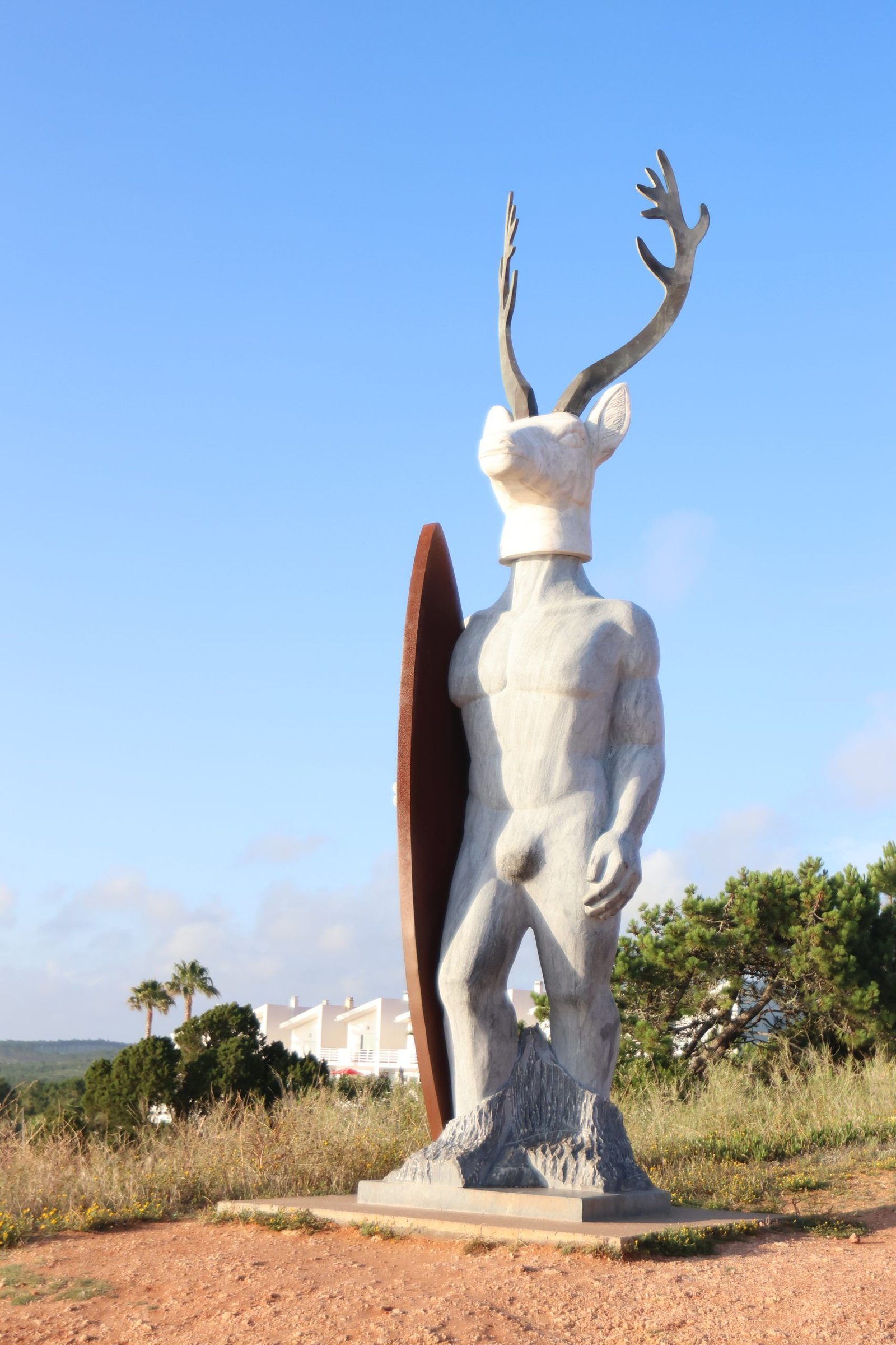 veado statue