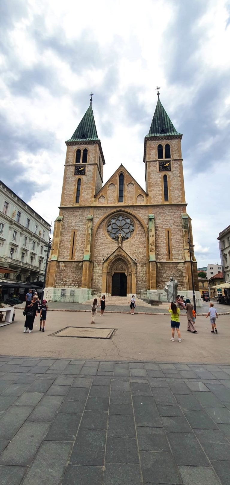 sacred heart cathedra;