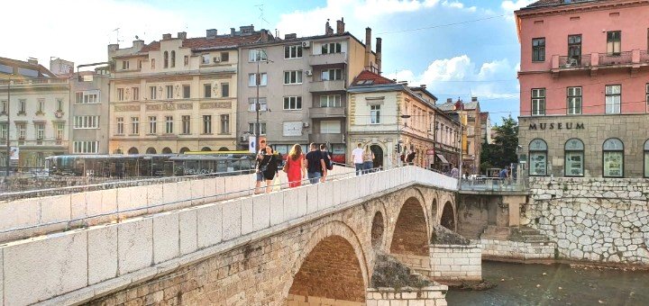 latin bridge