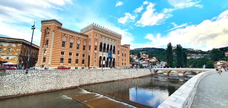 Sarajevo city hall