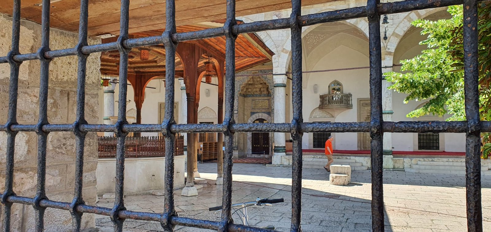 Husrev beg mosque