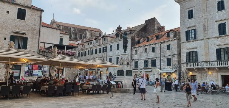 the main square Dubrovnik