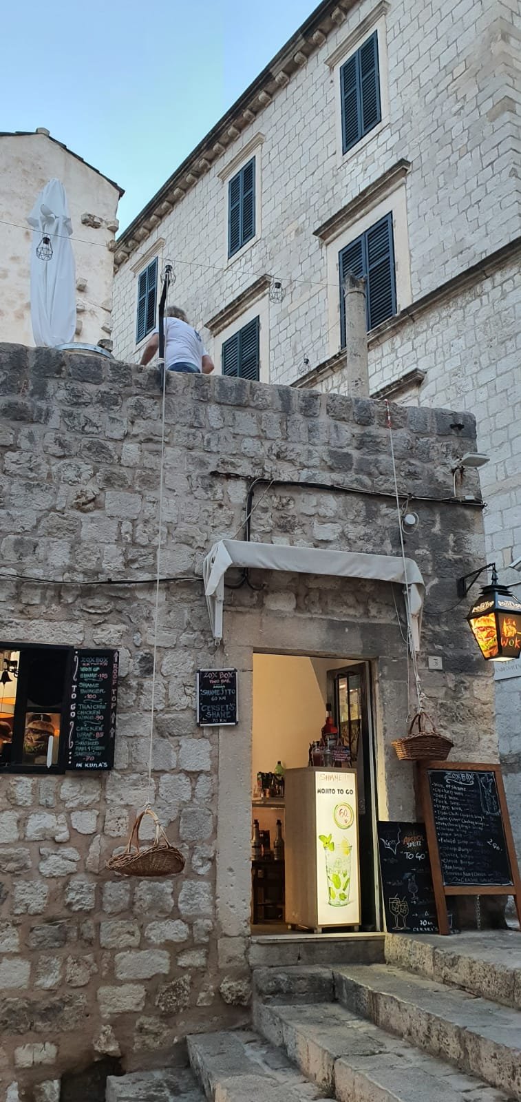 restaurant