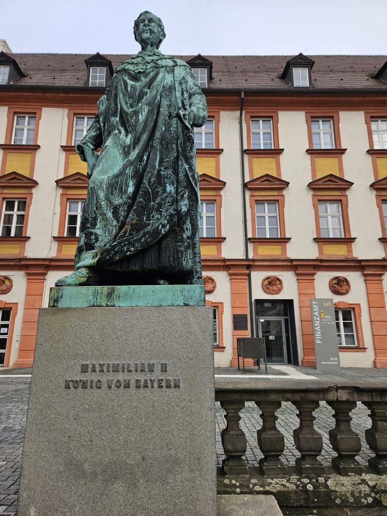 Alexander statue