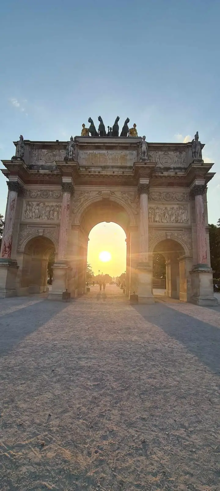 Arc de tiomphe Caroussel de louvre