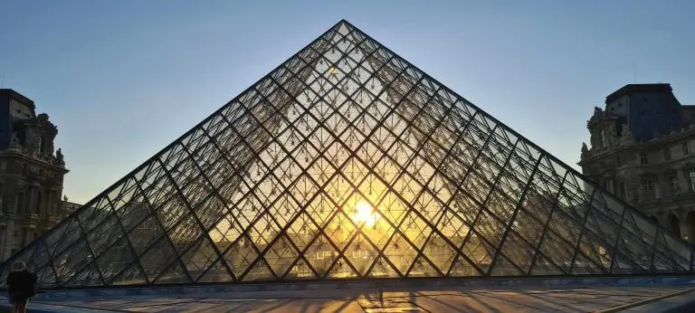 louvre