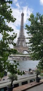 eiffel tower