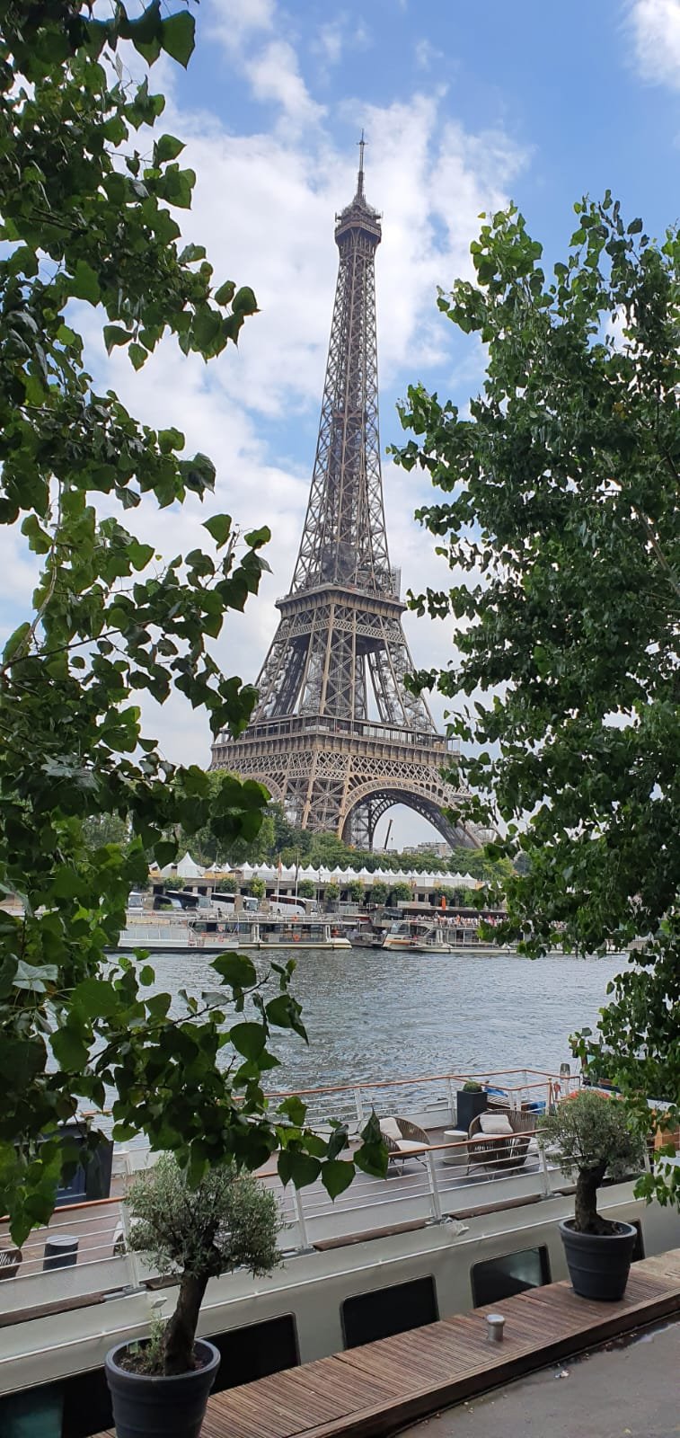 eiffel tower