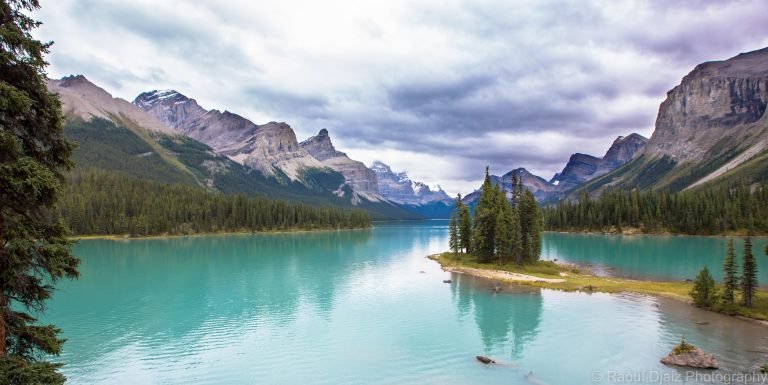maligne lake