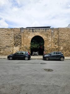 gate